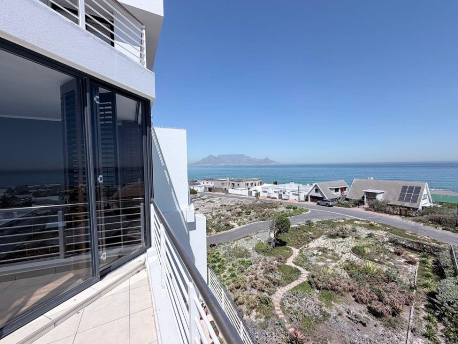 3 Bedroom Property for Sale in Bloubergstrand Western Cape